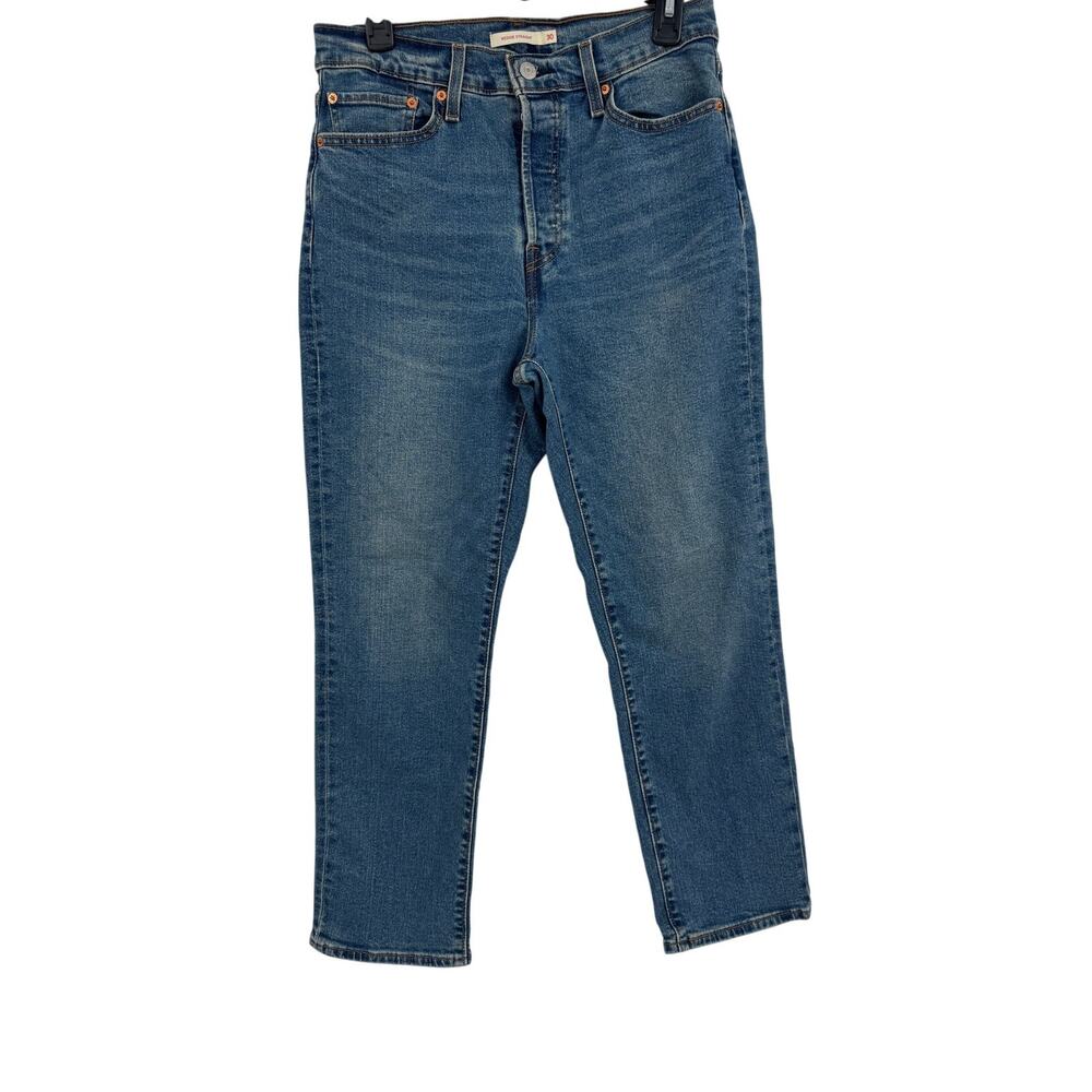 Levi’s Wedgie Straight Womens Jeans Size 30x28 High Rise Medium Wash Button Fly